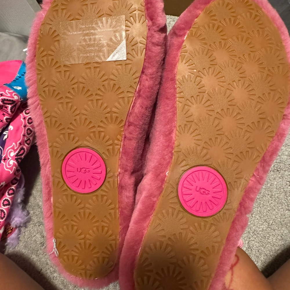 UGG Plush Raspberry Slippers - Picture 2 of 4